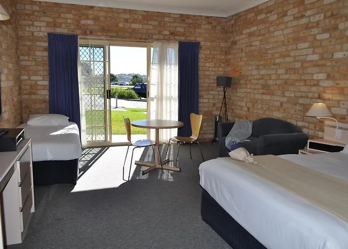 Mollymook Surfbeach Motel & Apartments